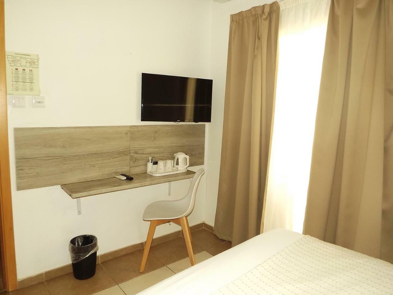 Hotel Mar Azul Lagos Exterior photo